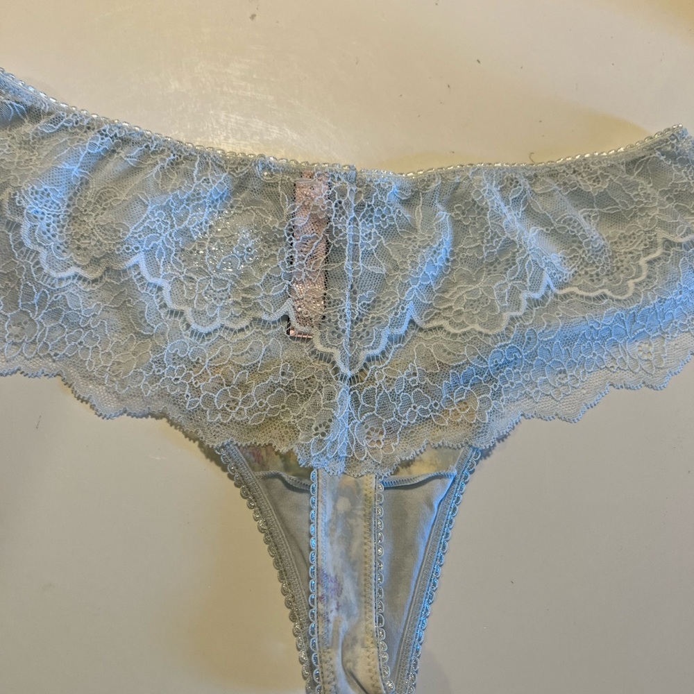 Victoria’s Secret pink thong string panties. Size Xl - Picture 5 of 7